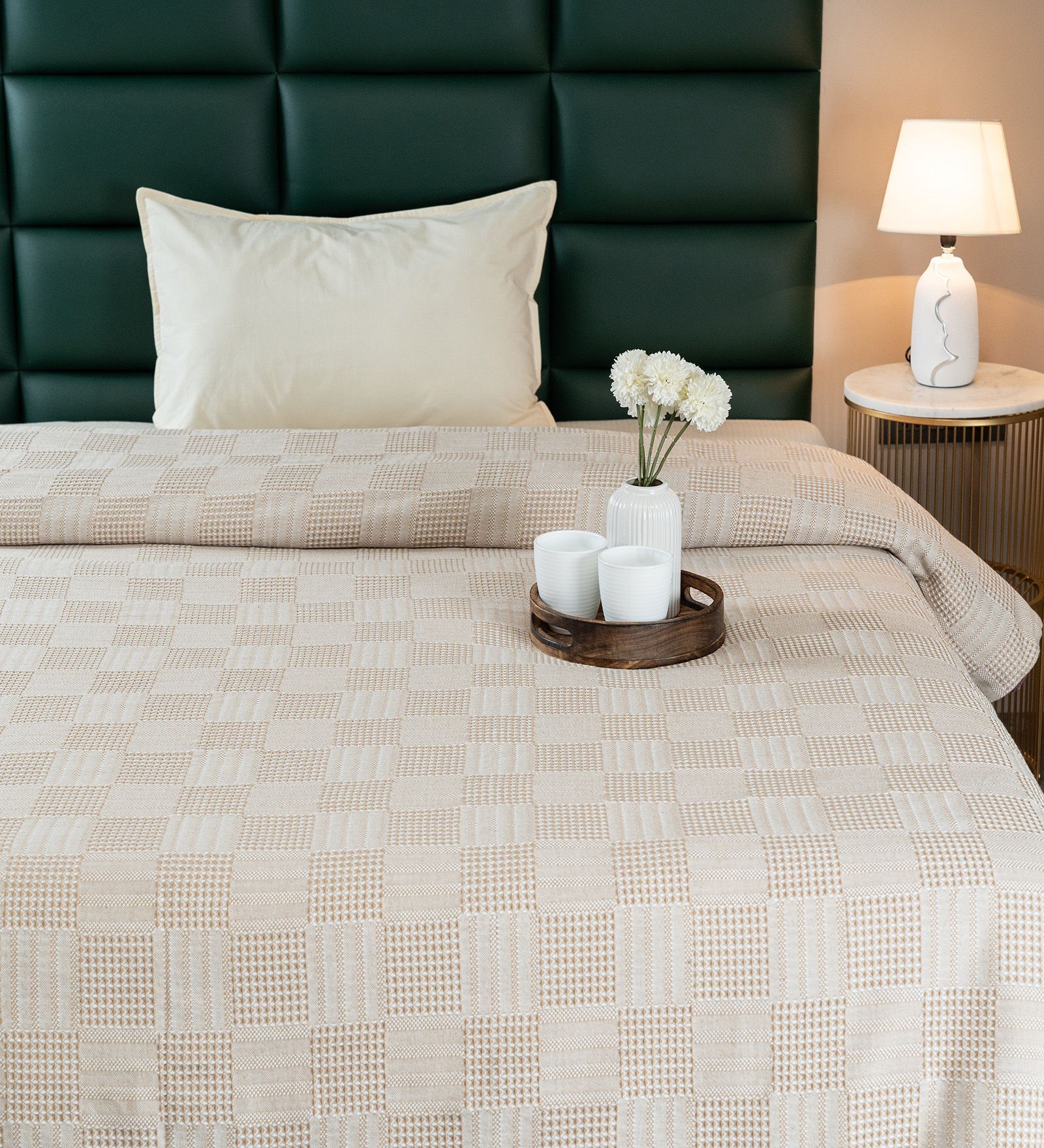 Beige Bedspread Huck Lace Pattern Single Bedspread With 1 Pillow Cover