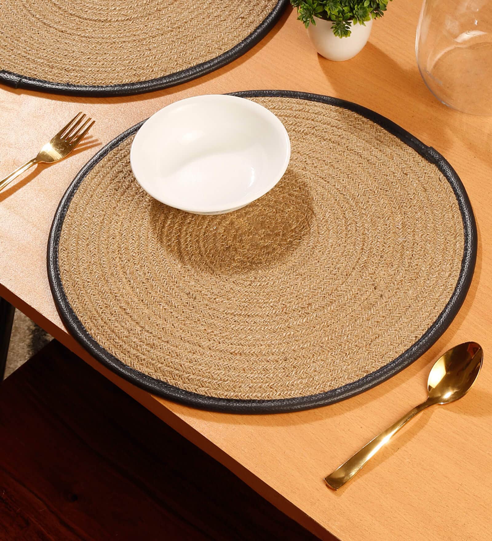 Pure Cotton Solid Pattern Table Runners, Leather-Bound, 2-Pack