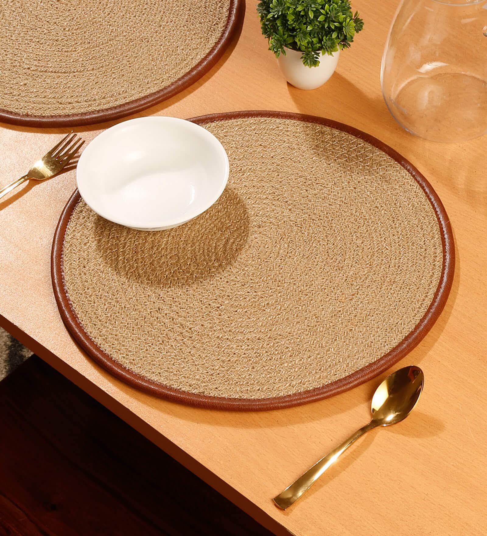 Pure Cotton Solid Pattern Table Runners, Leather-Bound, 2-Pack