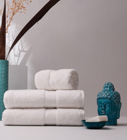 Pure Snow 100% Cotton Solid 800 GSM Bath Towel (1 Pc)