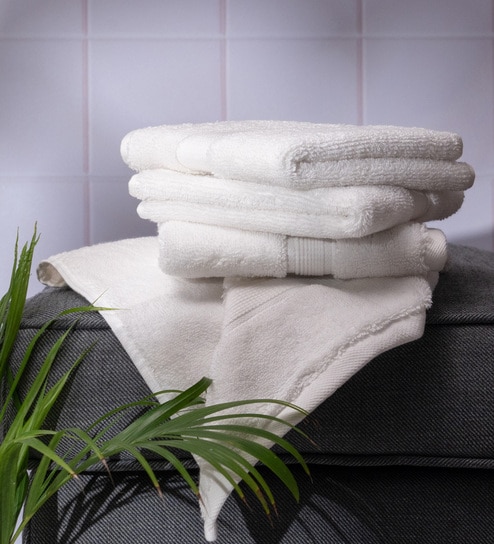 Pure Snow 100% Cotton Solid 800 GSM Face Towels Pack of 4