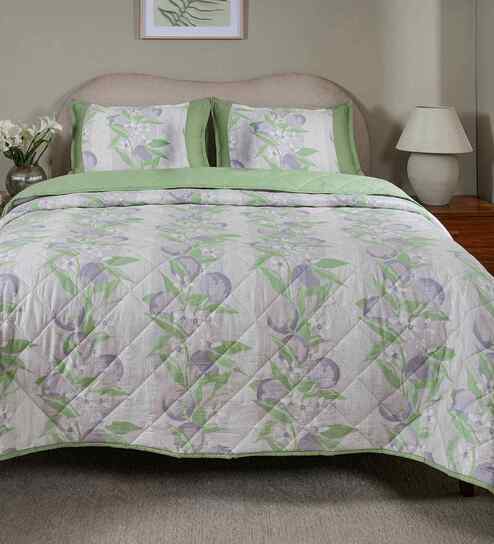 Purple Cotton Polyester Fruit Print 115 GSM Double Bed Quilt