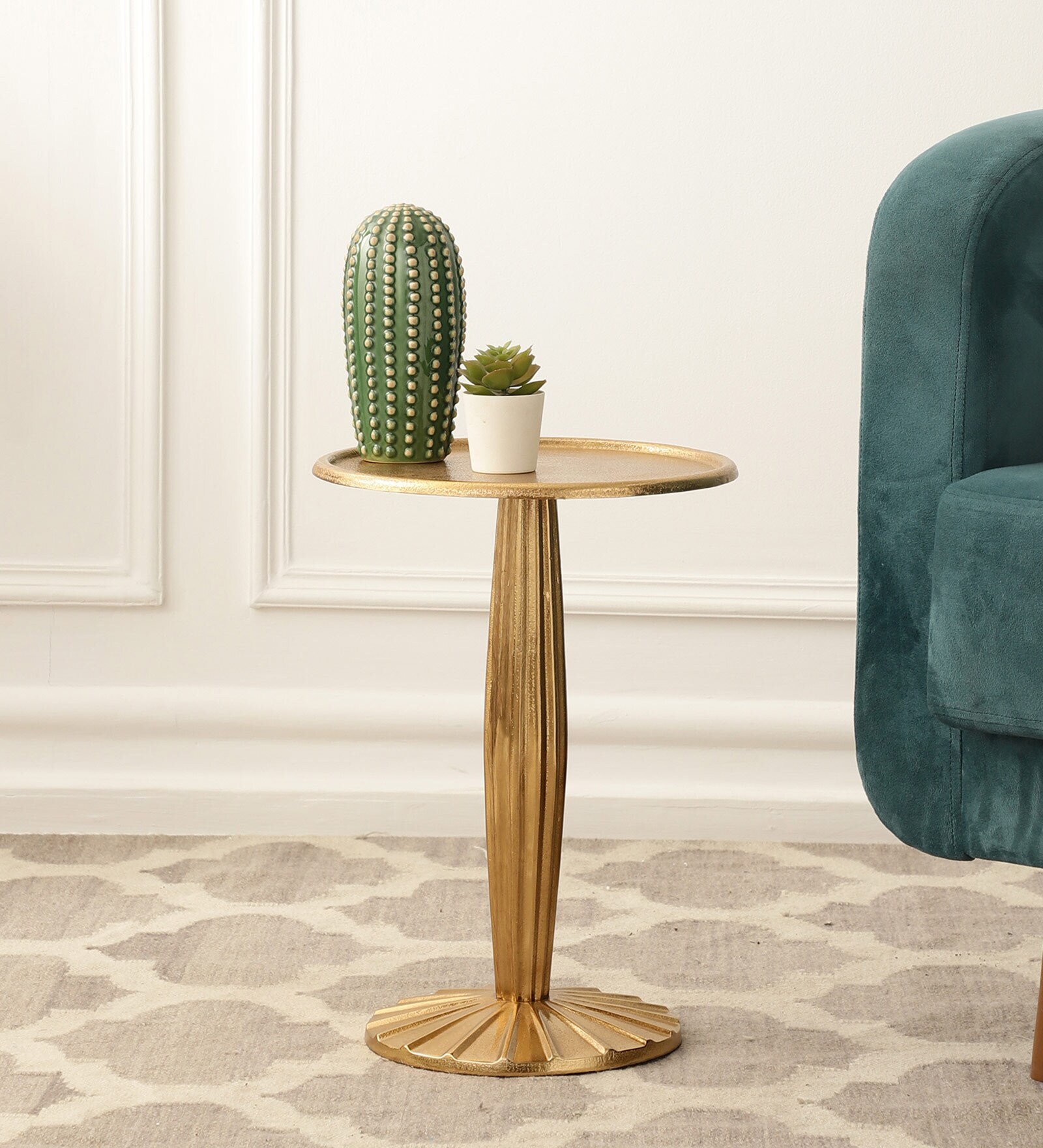 Radiant Metal End Table in Gold Colour
