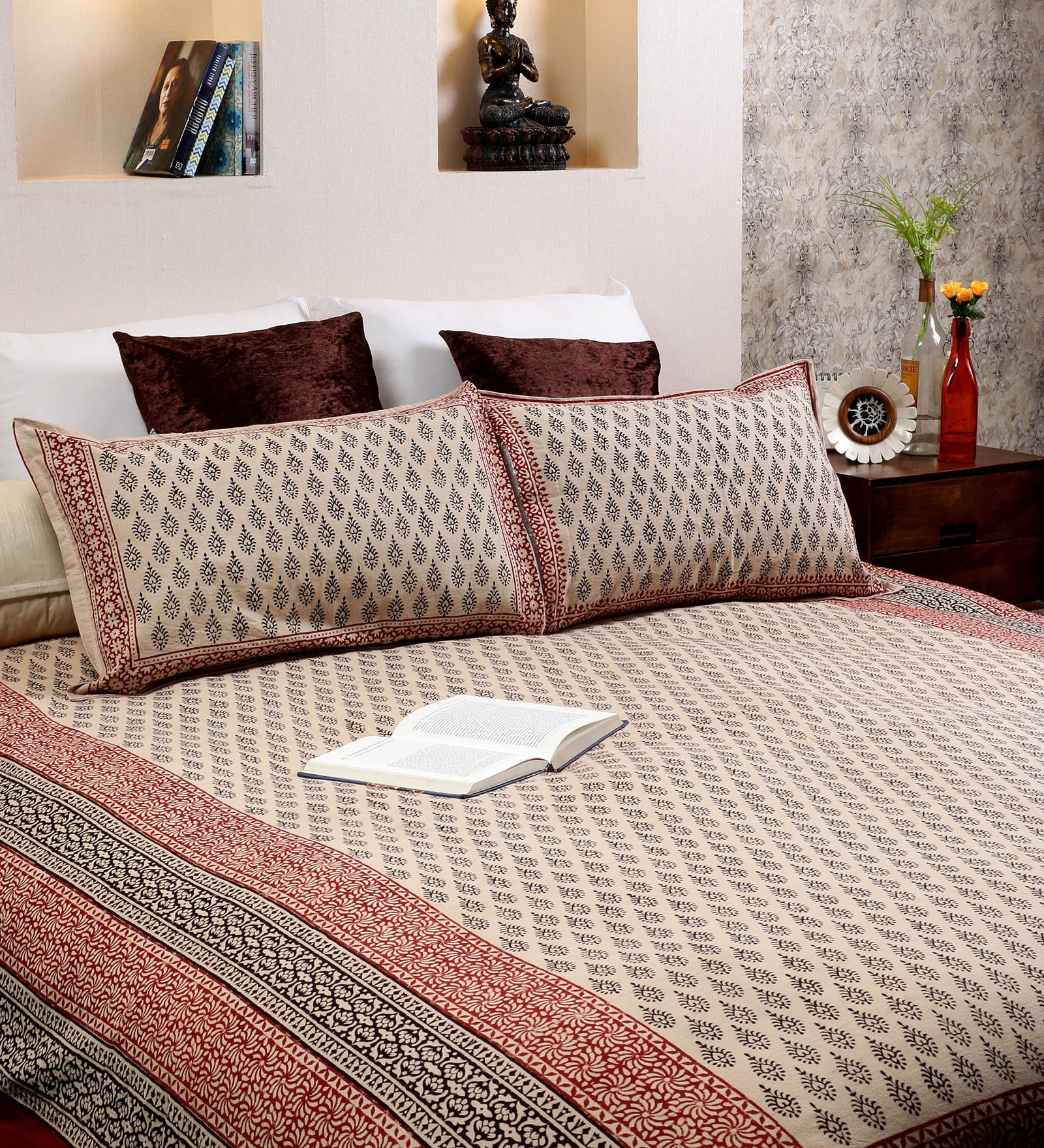 Buy RangDesi White Cotton Kalamkari 108 x 91 Inch Double Bed Sheet