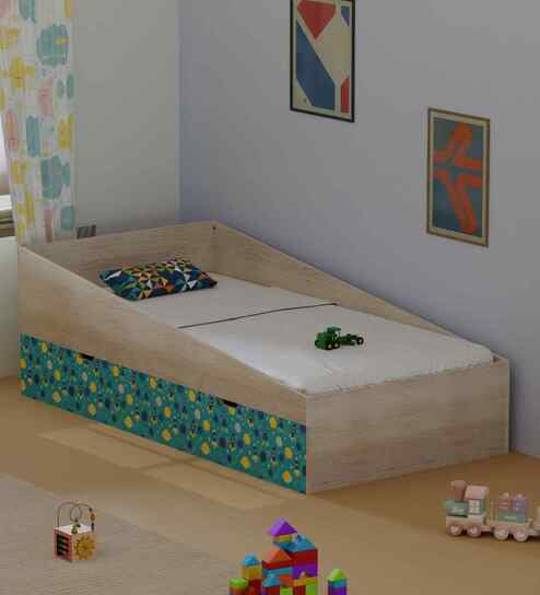 Ramp Up Single Bed in Oak and Rockets Theme