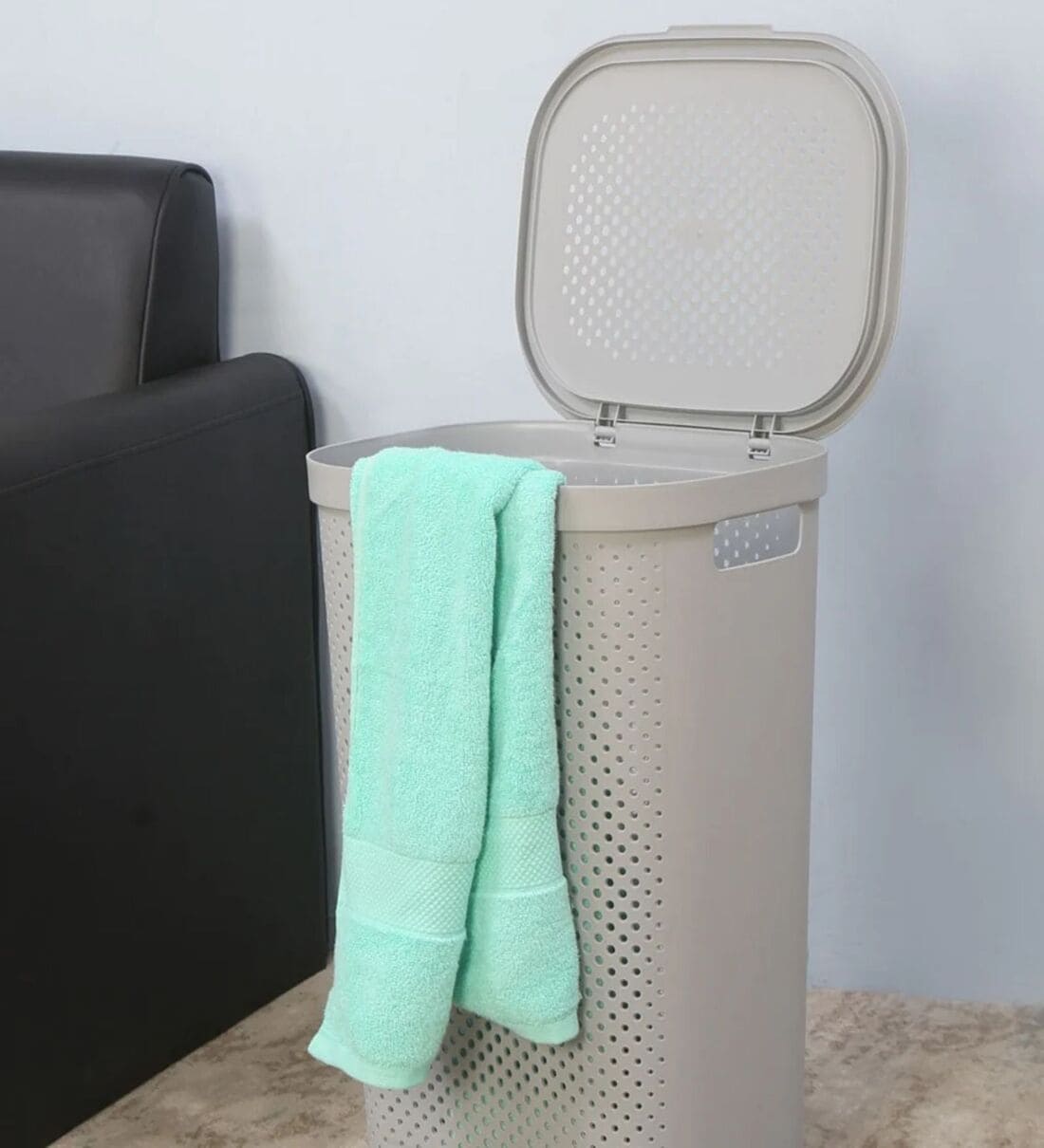 Laundry Basket With Lid 