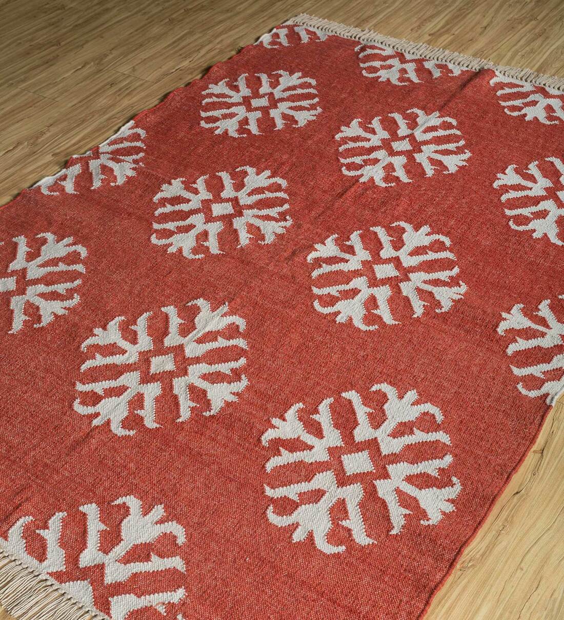 Buy Red Traditional Wool 8 ft X 10 ft Flatweave Rug by Jaipur Rugs at 44 OFF by Jaipur Rugs