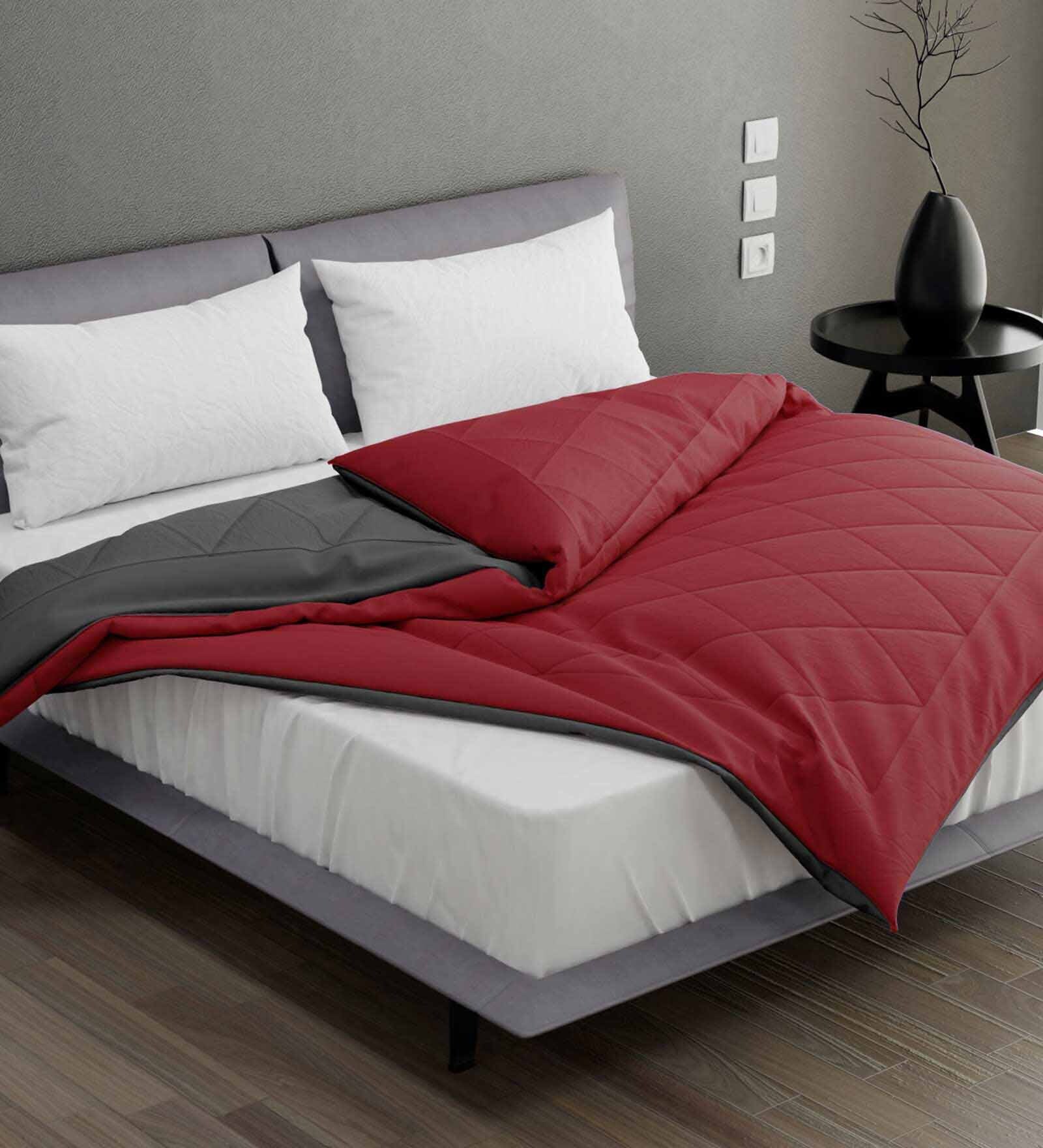 Buy Red 200 TC Microfibre 1 Double Bed Comforter Collection by Stoa
