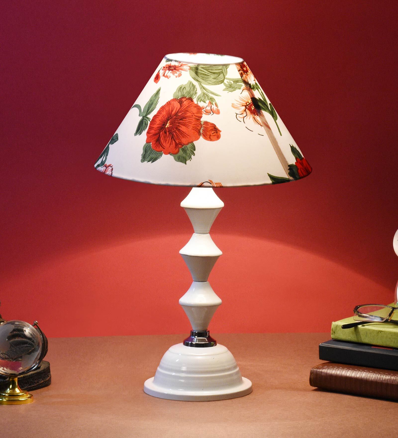 Red & White Shade Table Lamp With Metal Base