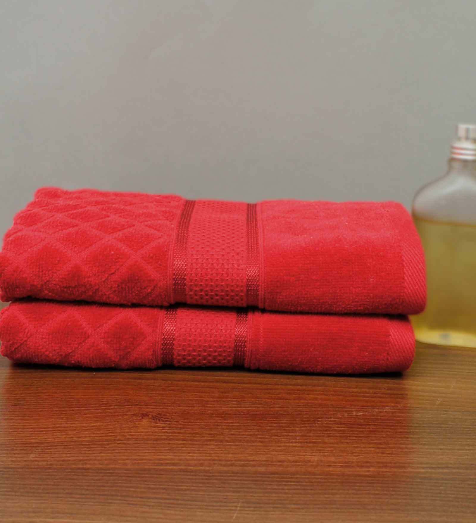 Buy Red Solid 550 GSM Cotton Hand Towels (Set of 2) by AVI Living at 41