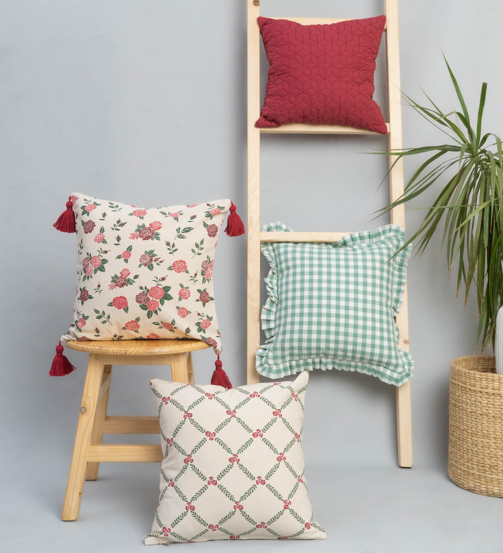 Multicolor Cotton Abstract 16x16 inches(Set of 4) Cushion Covers