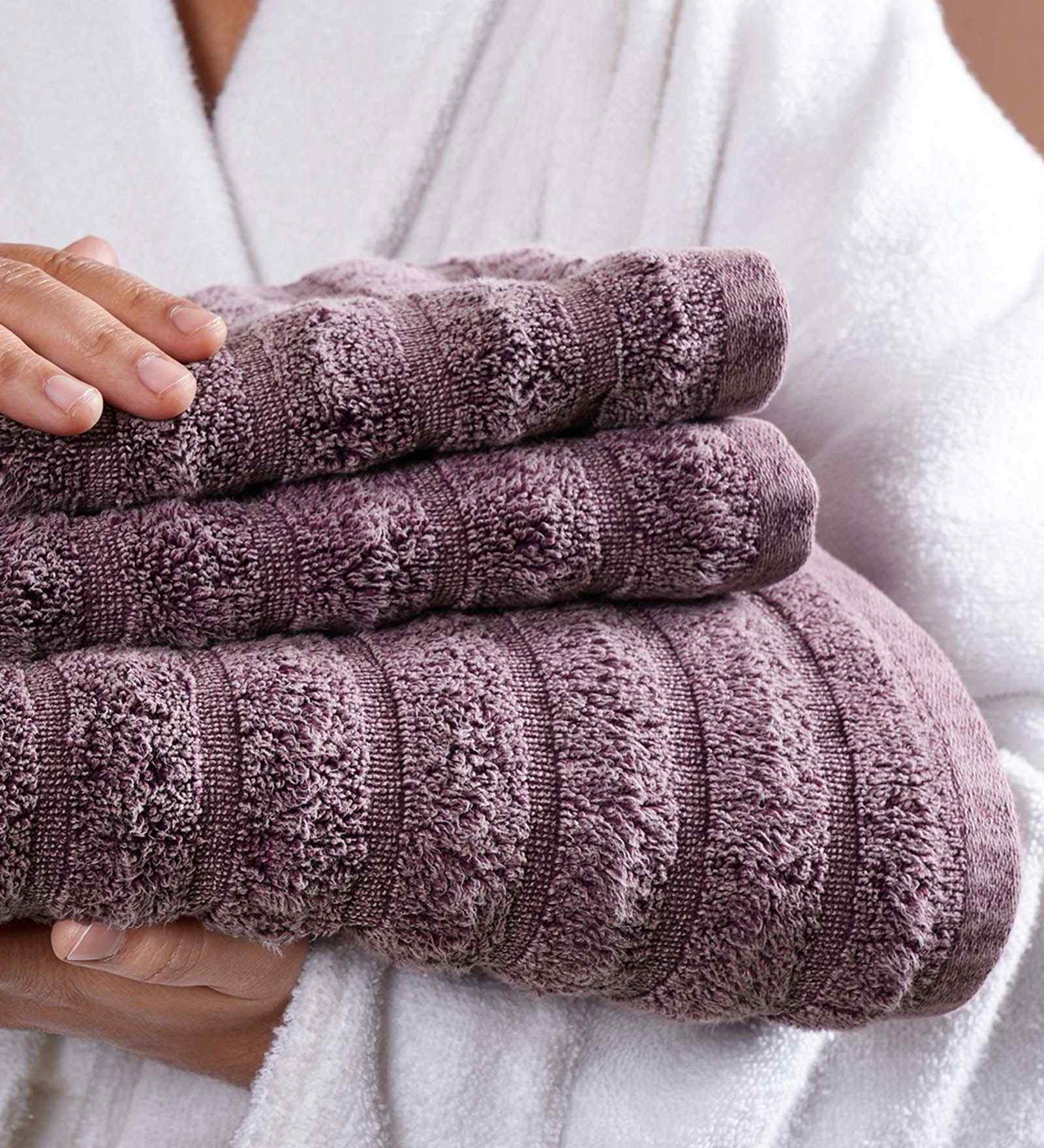 Red Cotton Solid 550 GSM Bath & Hand Towel Set (3Pc)