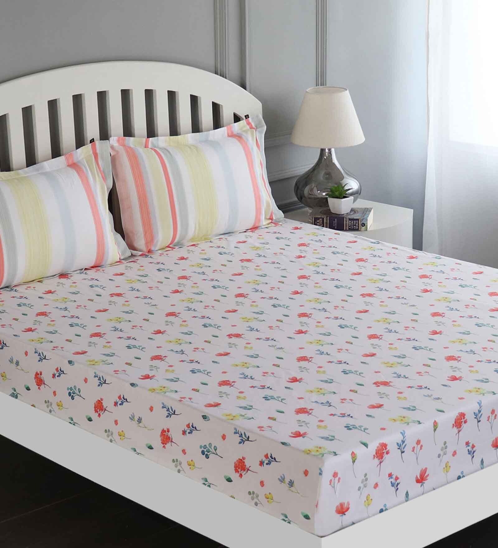 Red Floral 150 TC Cotton Queen Sized Bed Sheets with 2 Pillow Covers