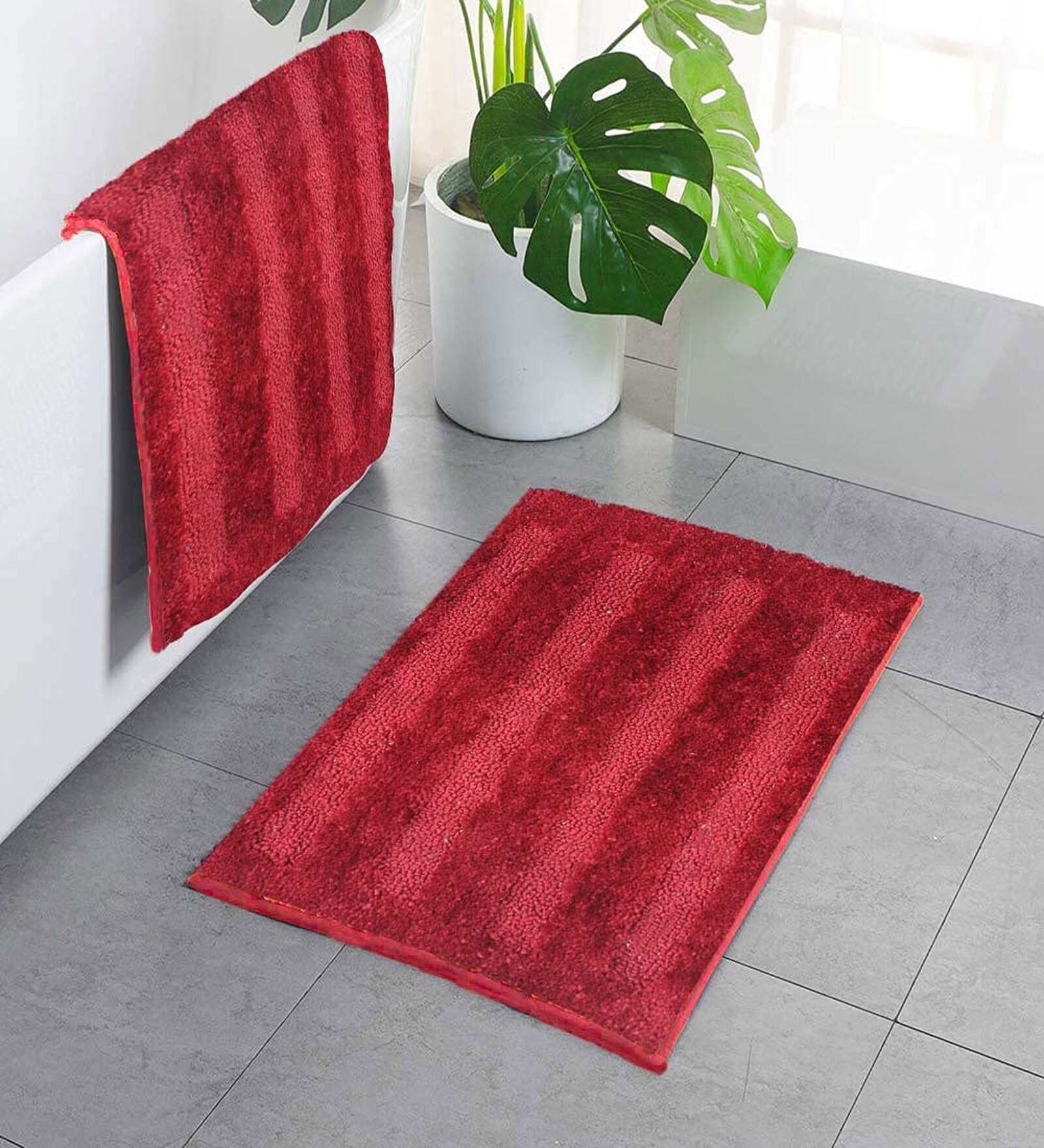 Red Microfiber 16x24 Inches Ultra Soft Bath Mat