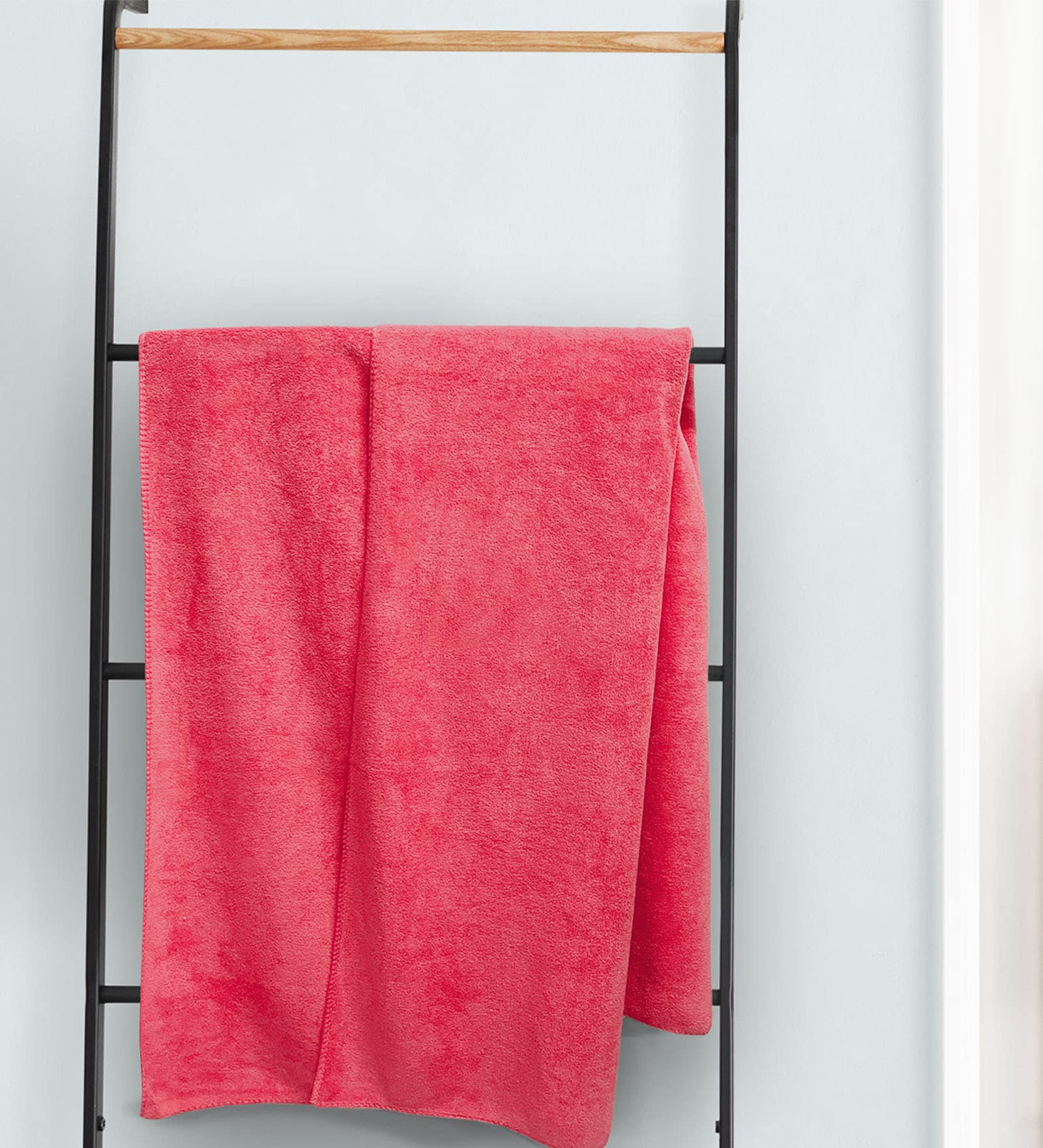 Red Microfiber Solid 450 GSM Bath Towel