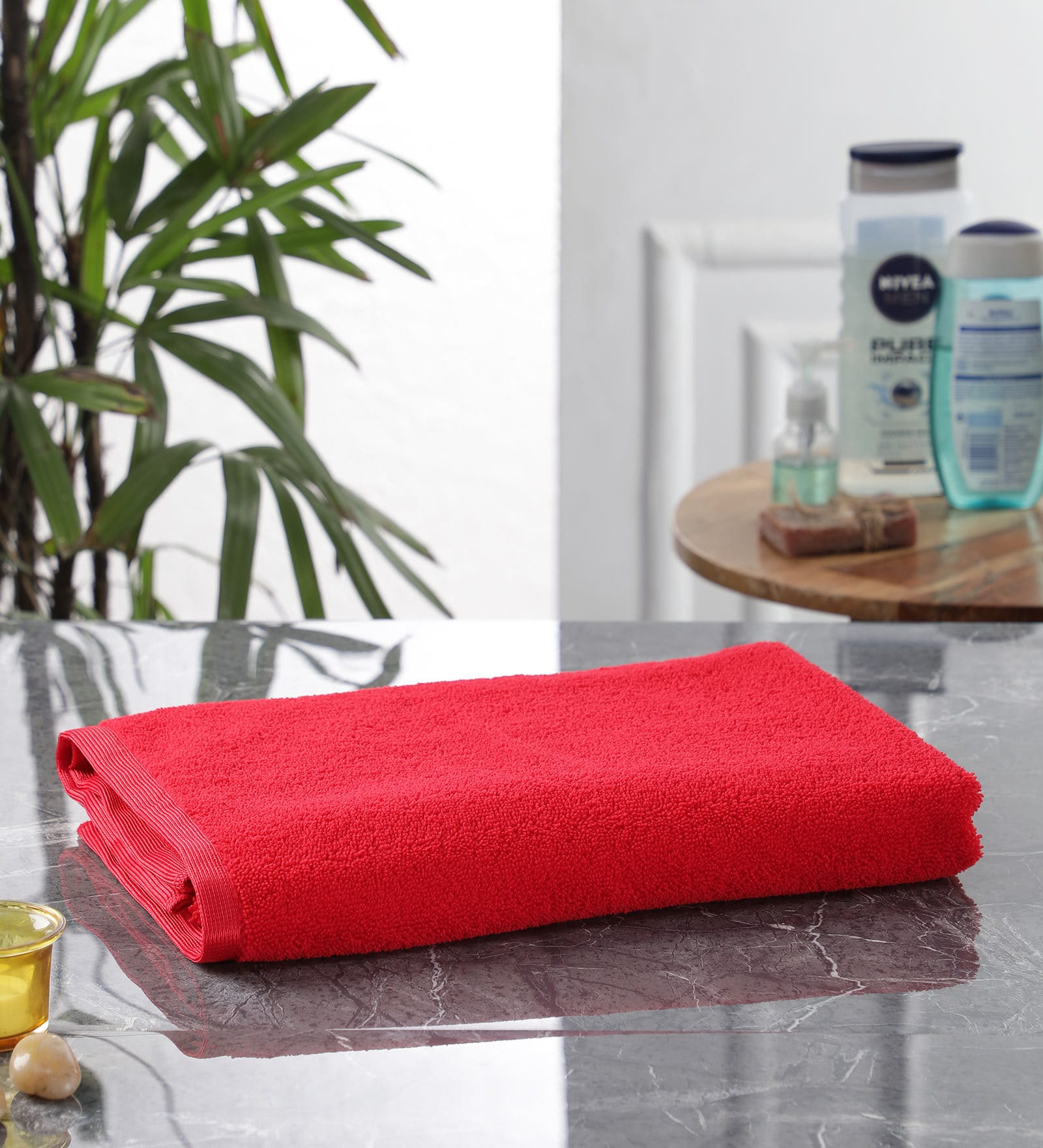 Buy Red Microfibre 250 GSM Bath Towel by Bathe & Soak at 58 OFF by