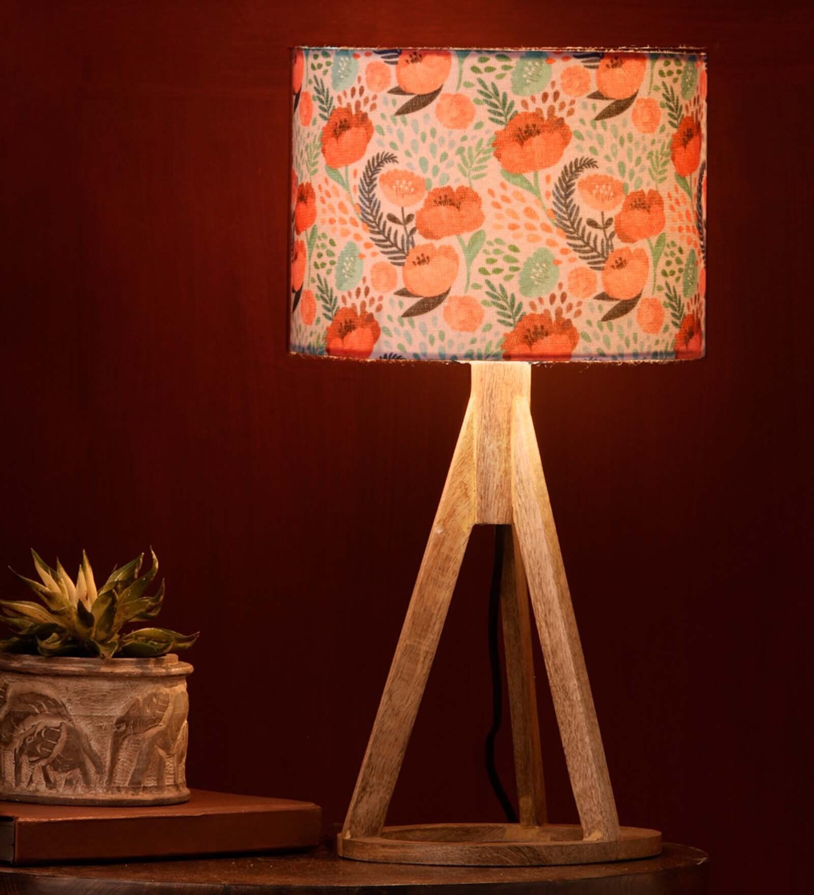 Red Roses Trio Wooden Lamp