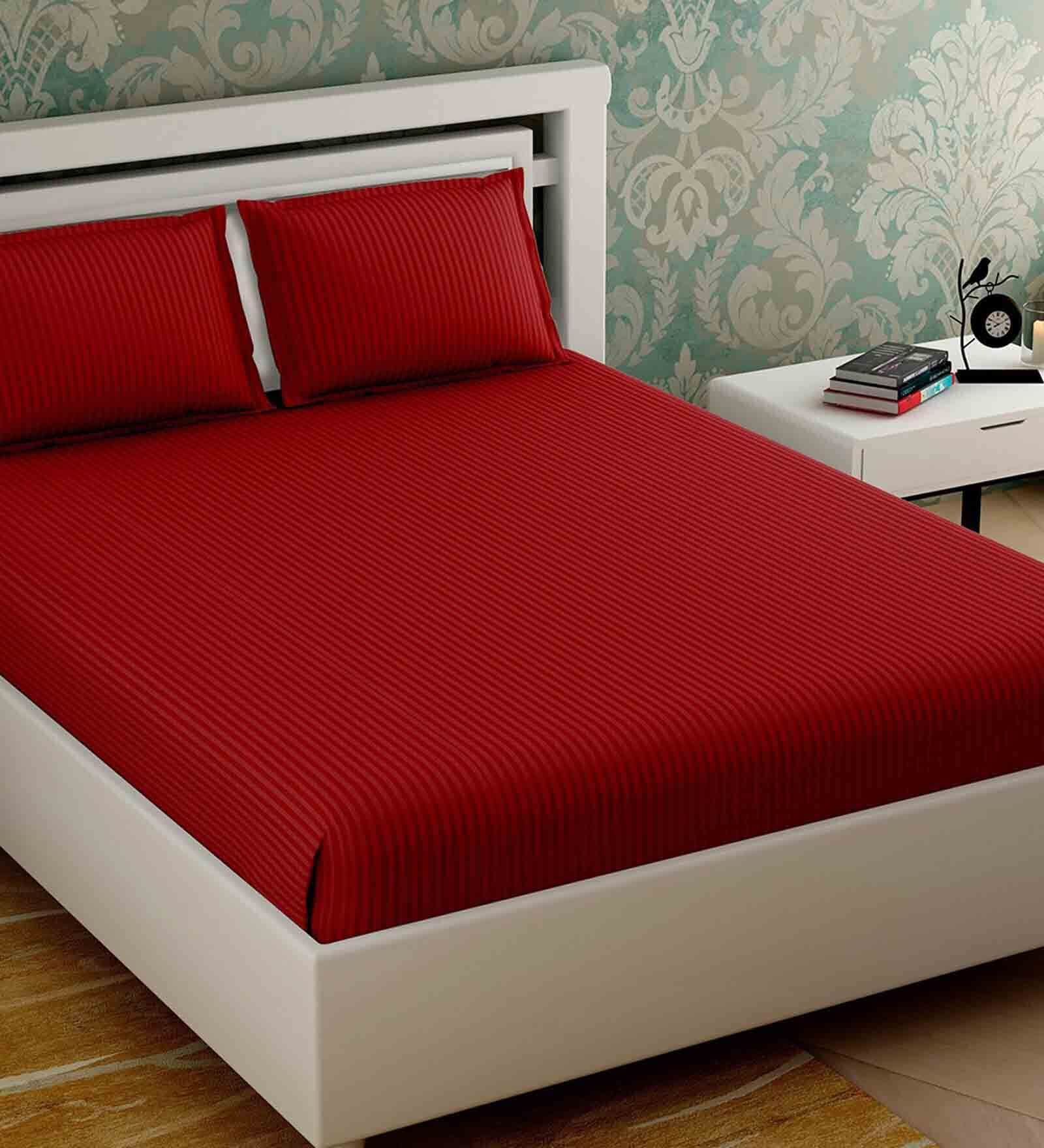 Red Solid 280 TC Cotton King Sized Bed Sheets with 2 Pillow Covers
