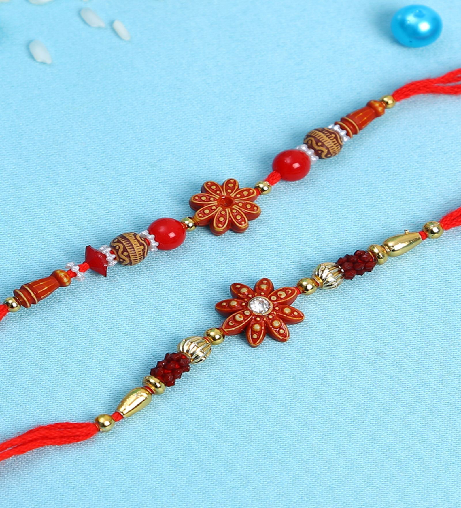 Thread For Rakhi Buy Red Thread & Plastic (Set of 2) Rakhi Set by Aapno Rajasthan at 40% ...