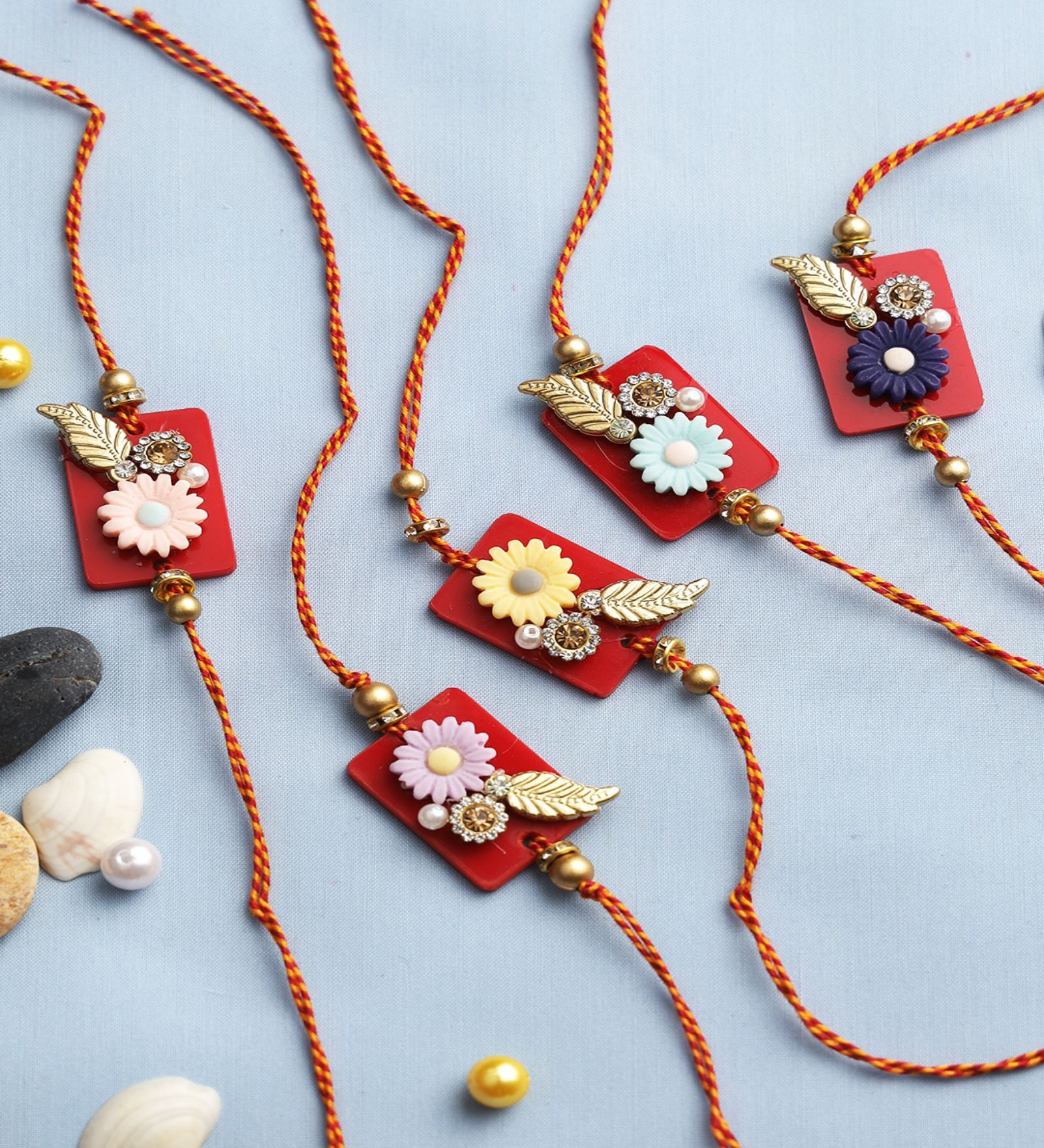 Thread For Rakhi Buy Red Thread & Plastic (Set of 5) Rakhi Set by Aapno Rajasthan at 29% ...