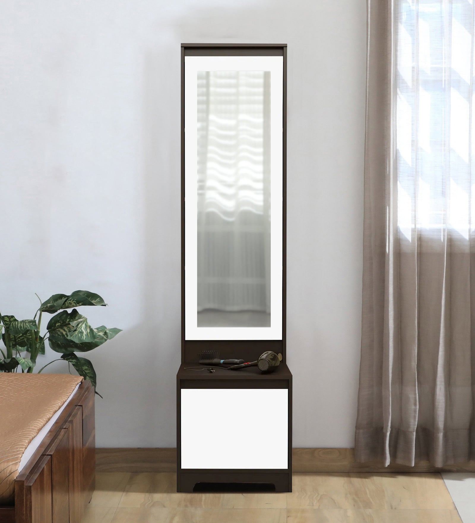 Regal Dressing Table with Hidden Mirror Storage in Dual Finish