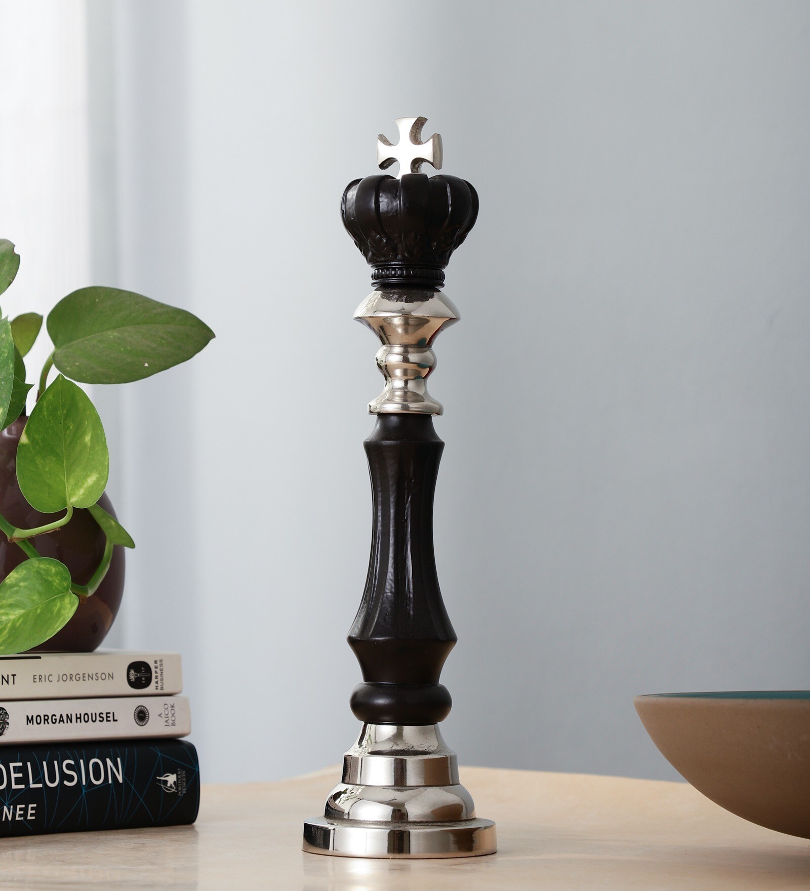 Regent Victoris Silver Black King Chess