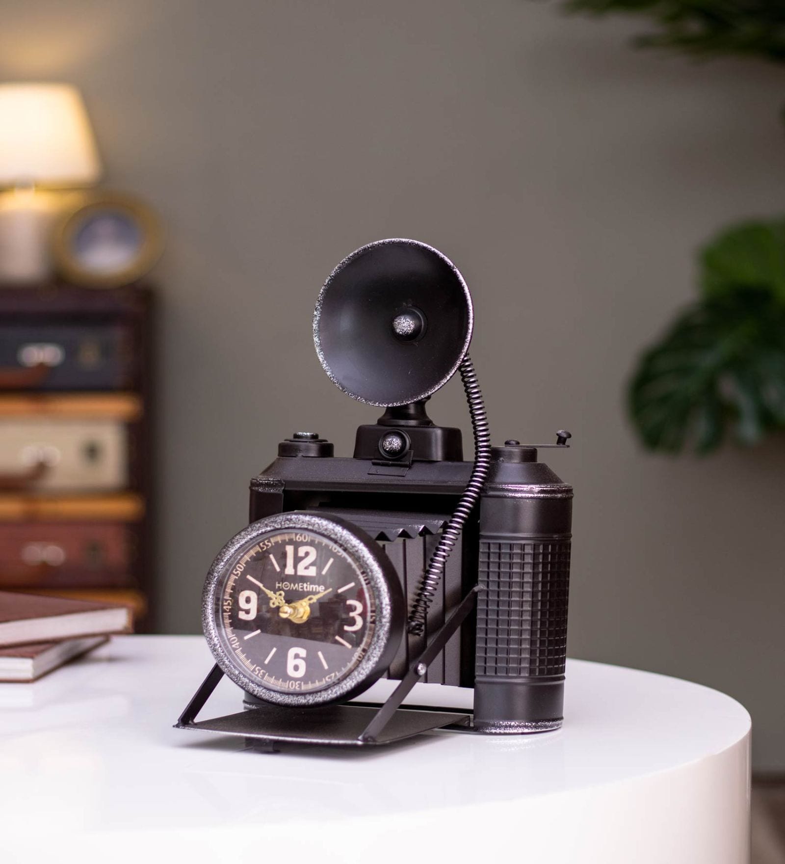 Retro Camera Multicolour Iro Table Clock