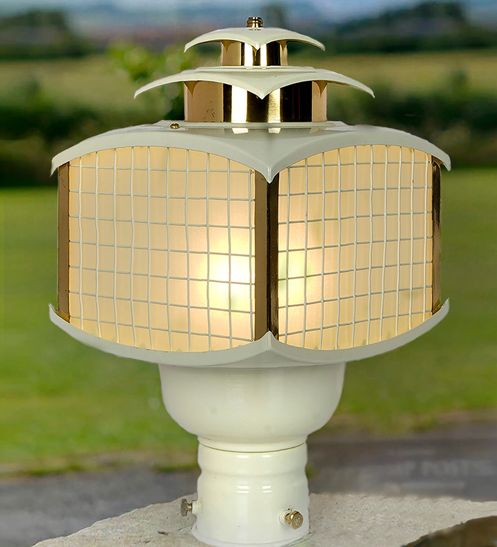 Retro Ivory and Gold Aluminum Gate Lamp