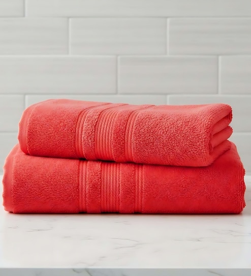 Red Soft Cotton 500 GSM Solid Bath Towel Pack Of 2