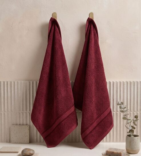 Red 100% Cotton 525 Gsm Hand Towel