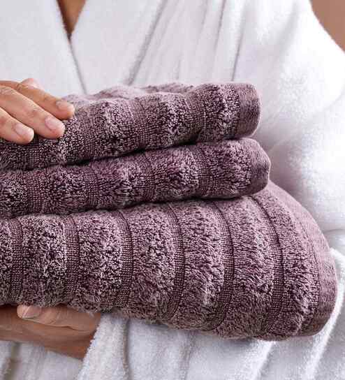 Red Cotton Solid 550 GSM Bath & Hand Towel Set (3Pc)