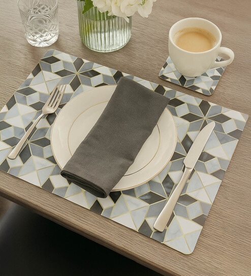 Reversible PVC Placemats & Coasters Set of 6 - Black and White, 30x45 cm