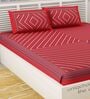 Red Geometric 120 TC 100% Cotton Queen Bedsheet With 2 Pillow Covers