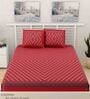 Red Geometric 120 TC 100% Cotton Queen Bedsheet With 2 Pillow Covers