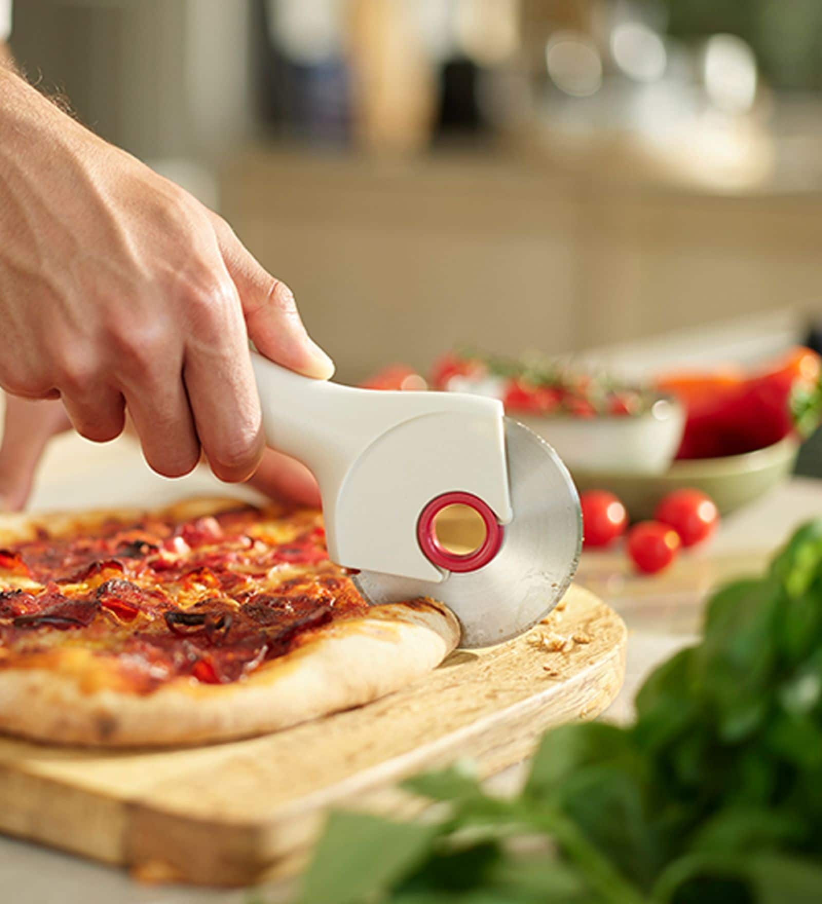 Ringo Easy-clean Pizza Wheel with Removable Blade