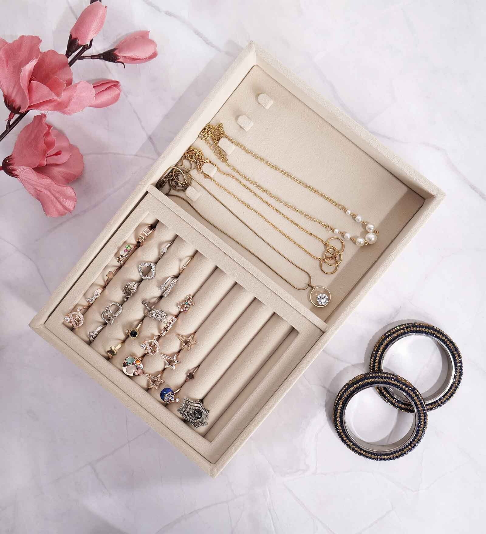Cream Rings & Chains Jewellery Tray