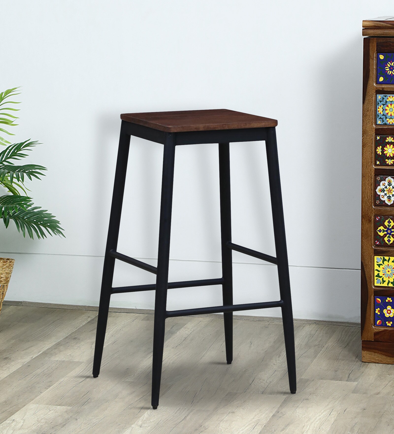 Rio Metal Bar Stool In Scratch Resistant Brown  Colour