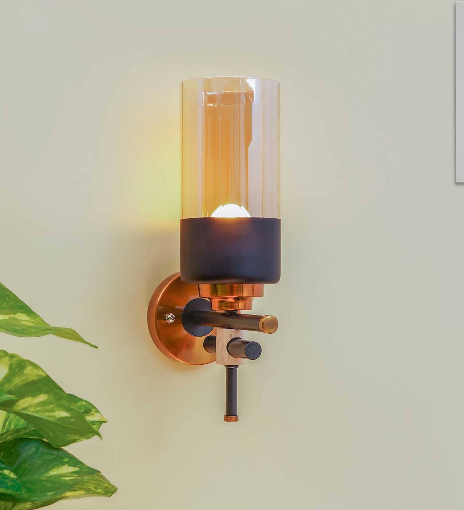 Lolita Metal Wallchieres (Black & Gold)