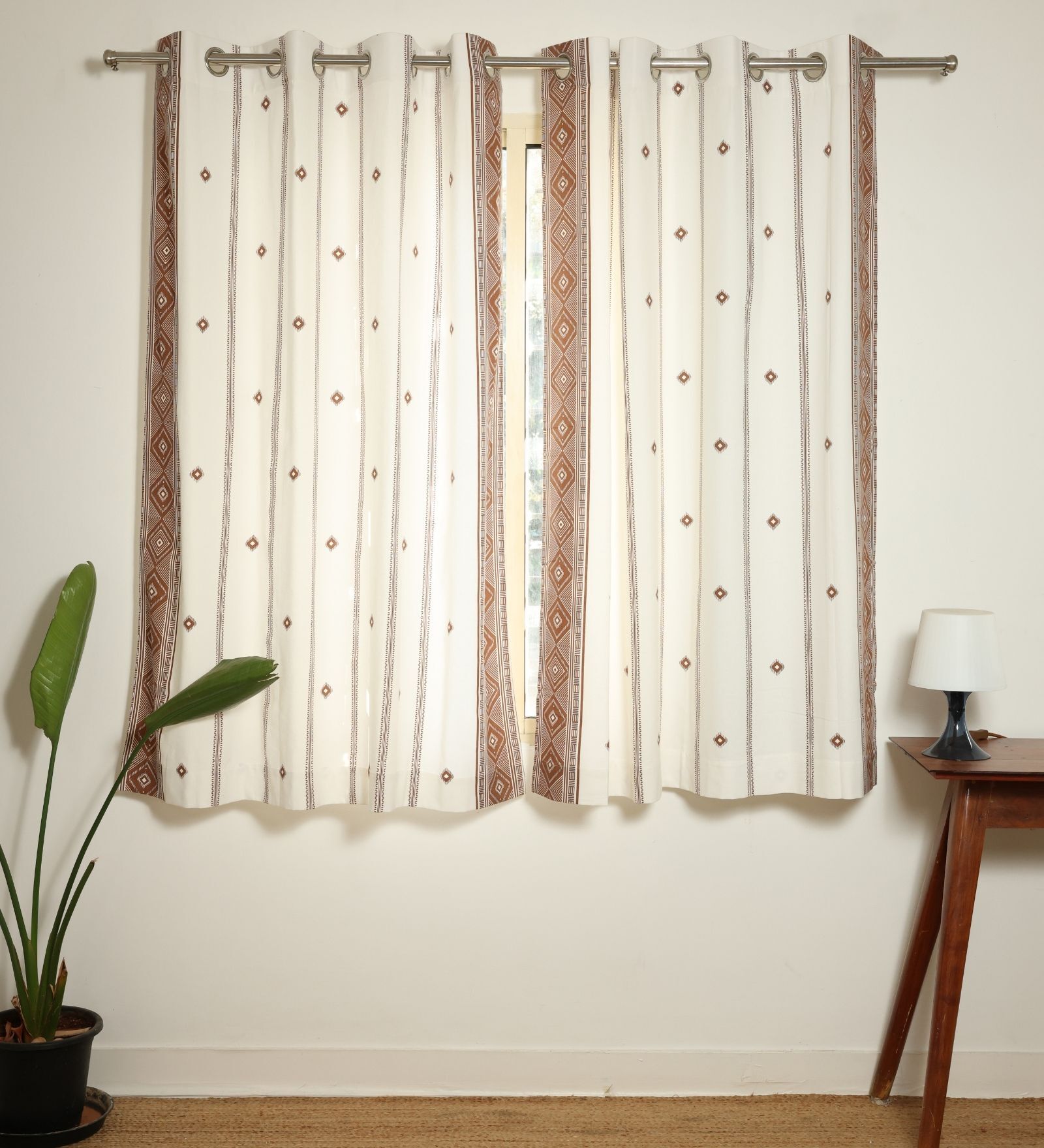 Roma Brown Cotton 230 GSM  Geometric 5 Feet Room Darkening Eyelet Window Curtains (2 Pc)