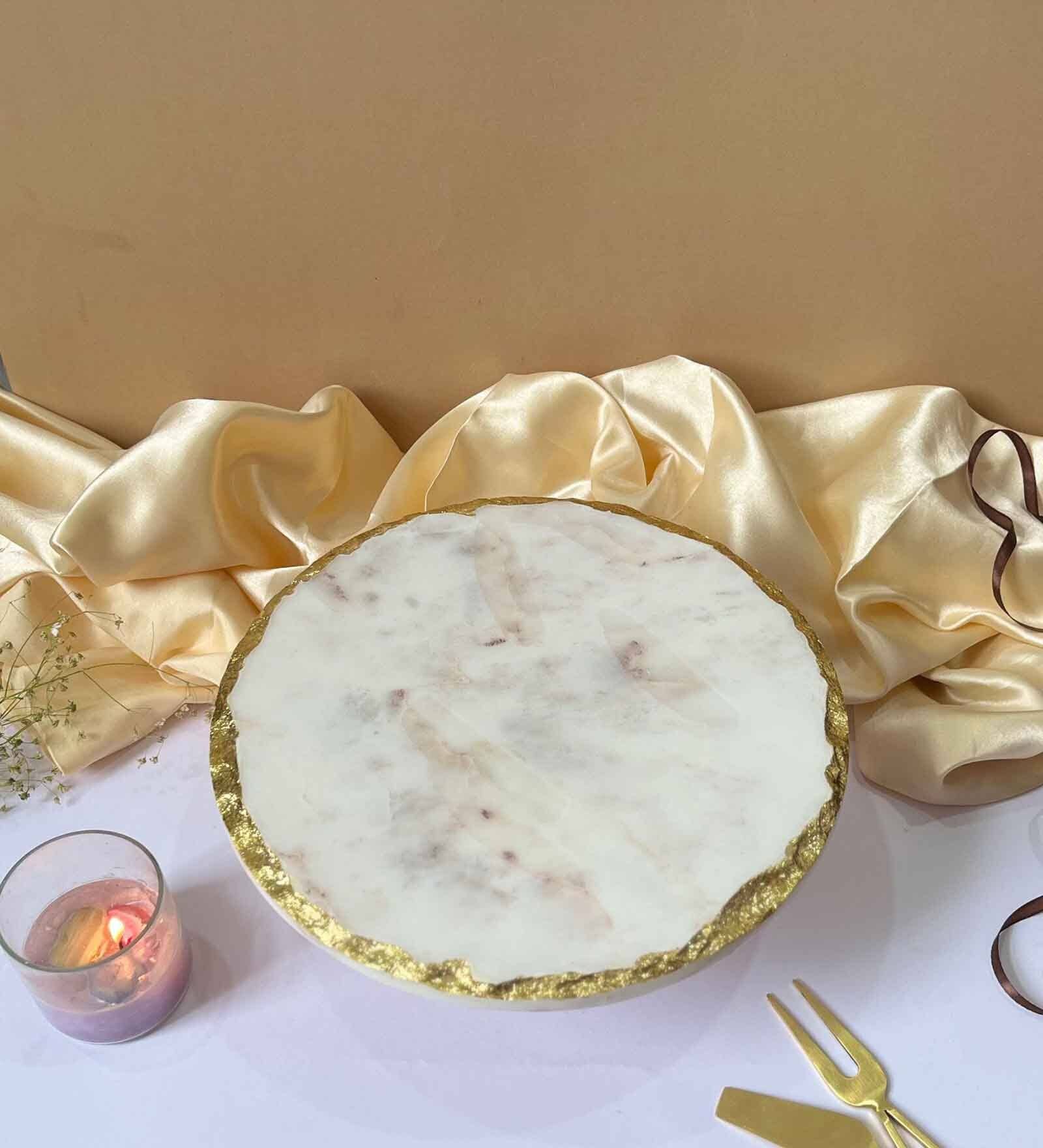White Marble Cake Stand