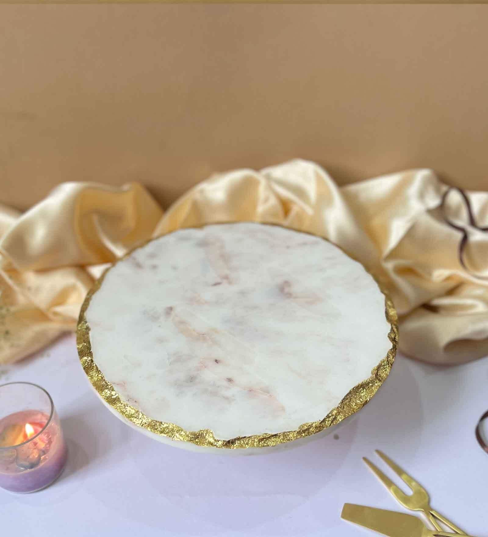 White Marble Cake Stand