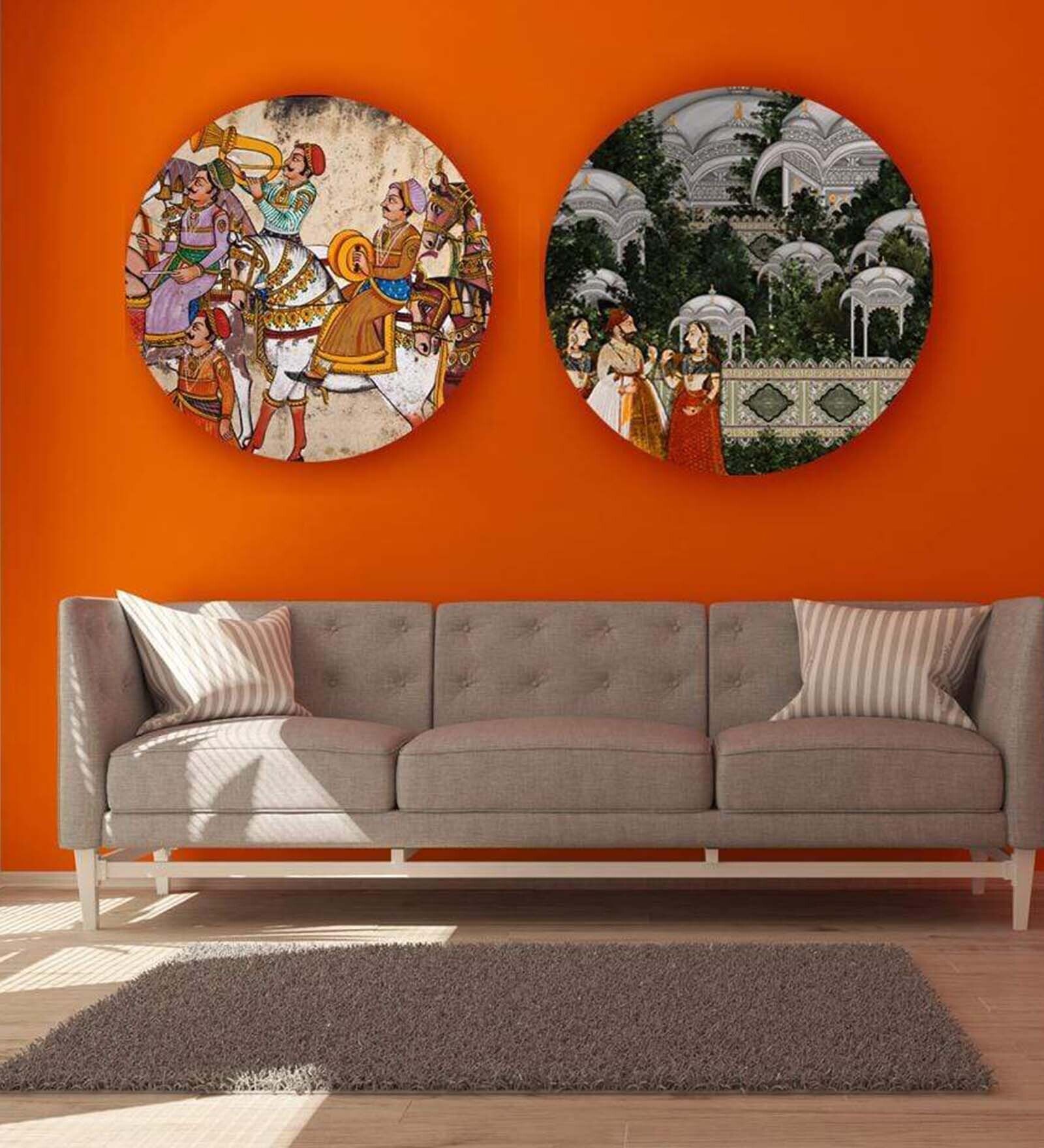 Round Multicolour Life Of The Royals Canvas Art Print