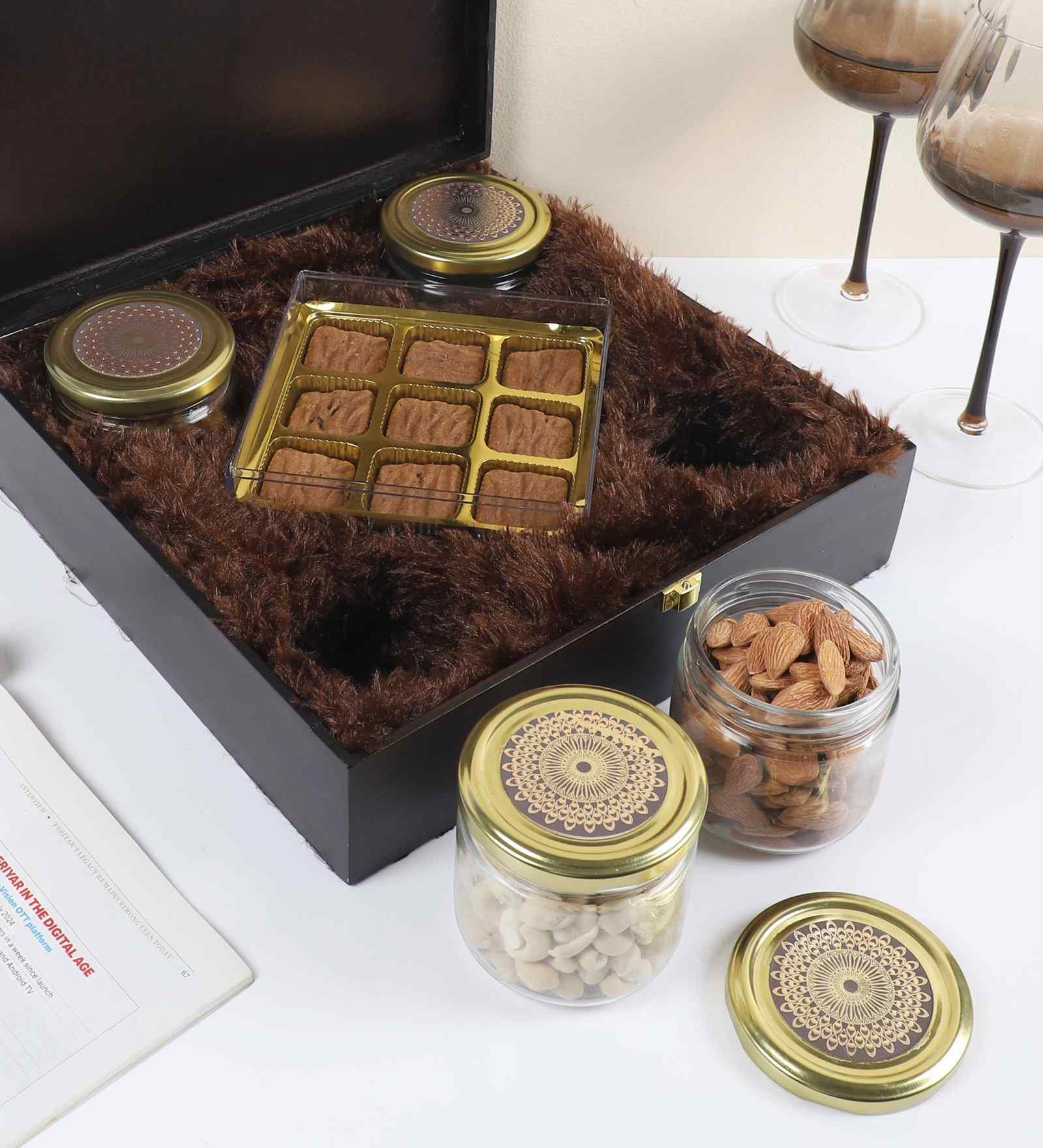 Royal Delight Dry Fruit Hamper (1 Piece)