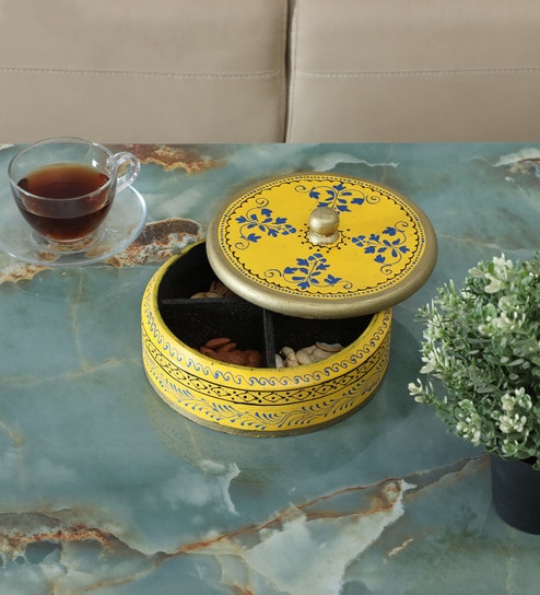 ROUND SHAPE DRY FRUIT BOX WITH 4 COMPARTMENTS, HAND PAINTED