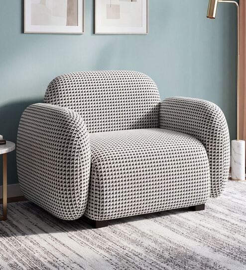 Royale Classic Houndstooth 1 Seater  Polyester Upholstered Sofa In Geometric Pattern
