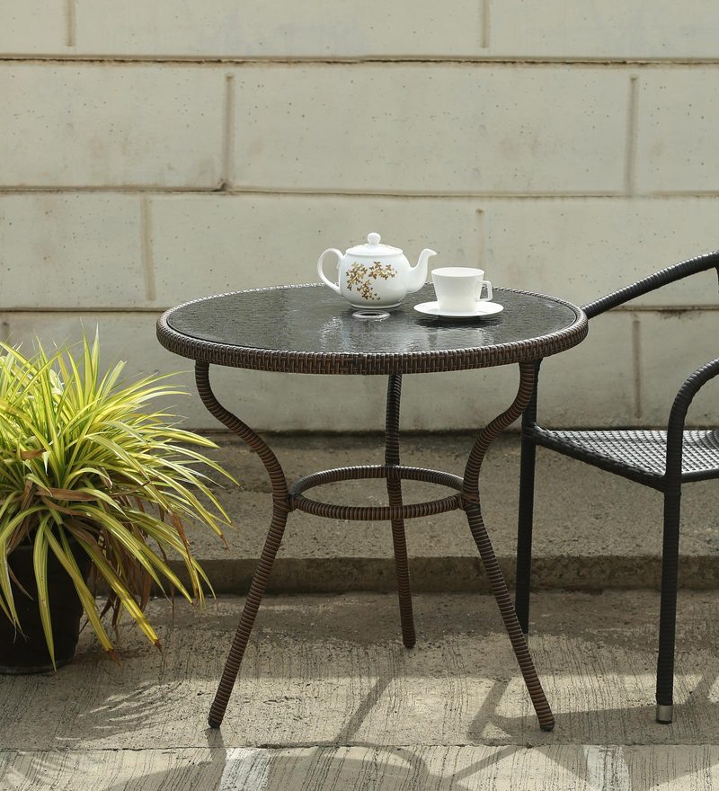 modern round outdoor table