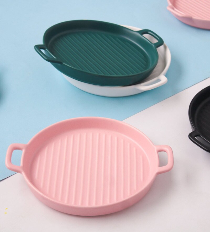 round ceramic baking pan