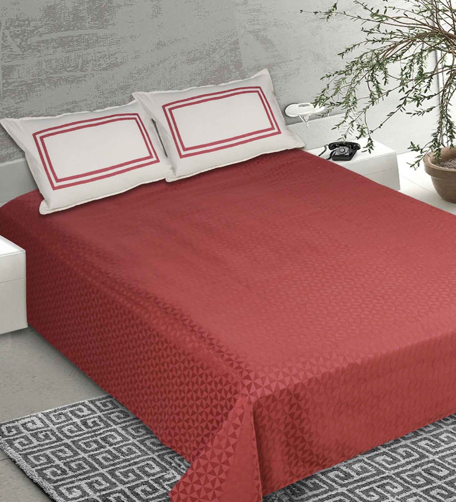 Rust Geometric 144 TC 100% Cotton Queen Sized Bed Sheets with 2 Pillow Covers