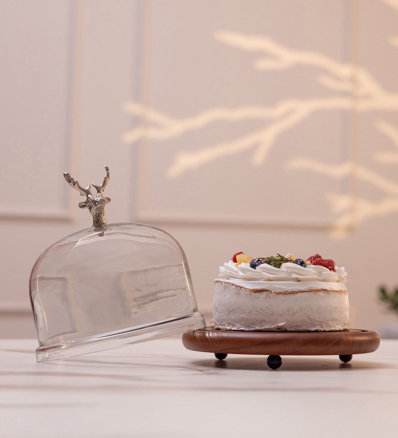 Rustic Charm Acacia Wood Cake Dome with Glass Lid & Aluminium Knob