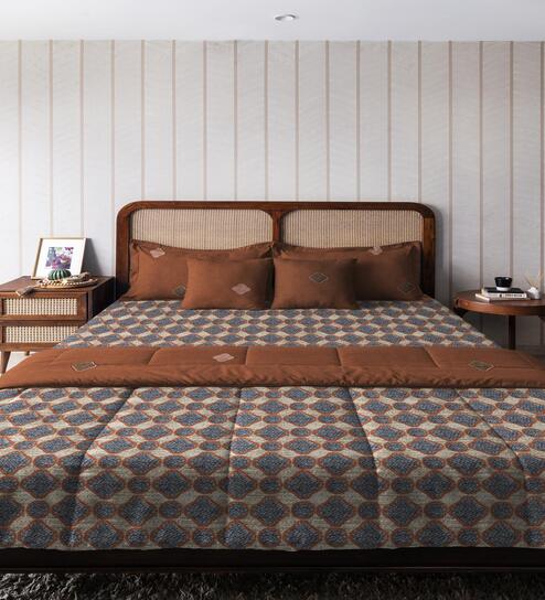 Rust Microfiber Geometric 150 GSM Double Bed Comforter